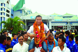 Boxer Suranjoy on his arrival at Imphal 